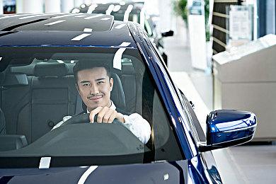 大变化！《DOTA2》LGD战队公布新赛季阵容